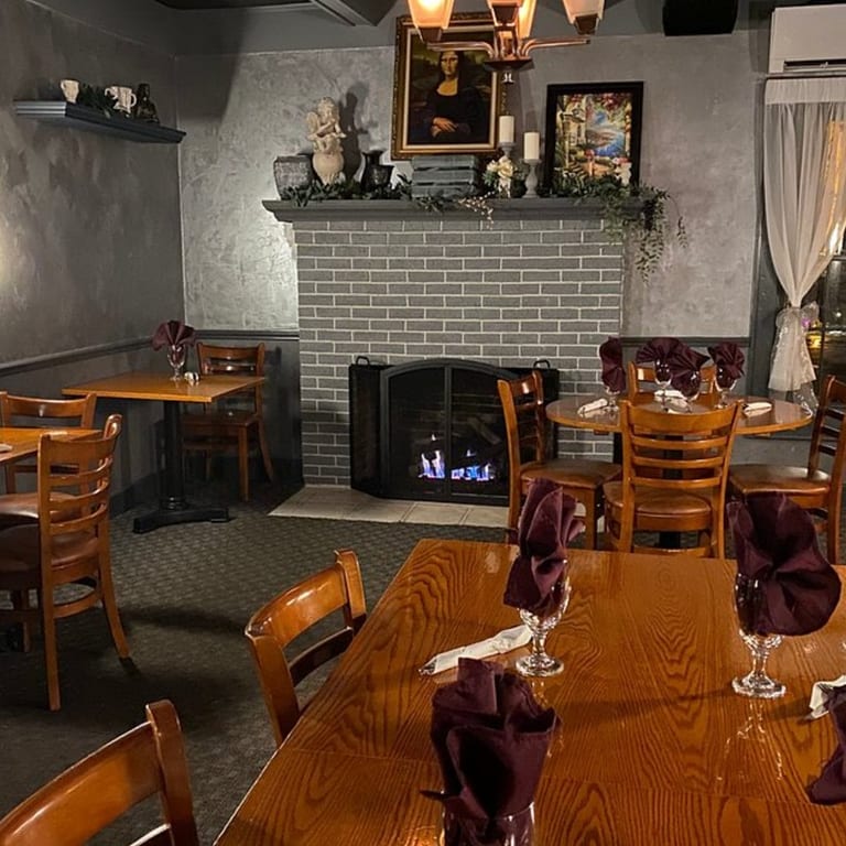 Host Your Private Event at Mona Lisa’s Ristorante